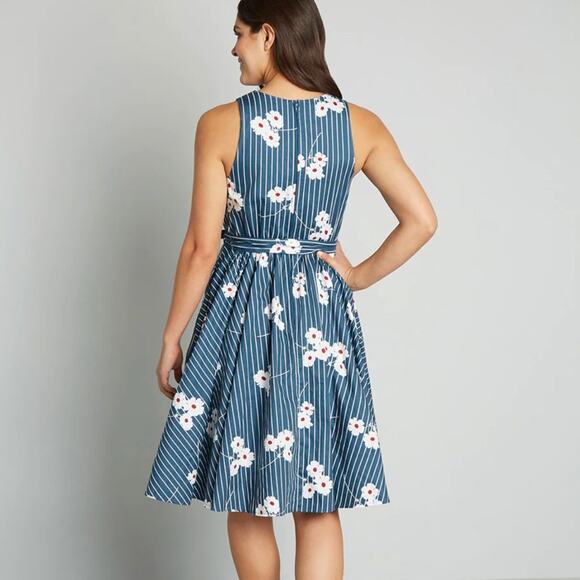 MODCLOTH Instant Energy Faux-Wrap Dress Blue Floral Stripe {3K51} - Picture 2 of 6